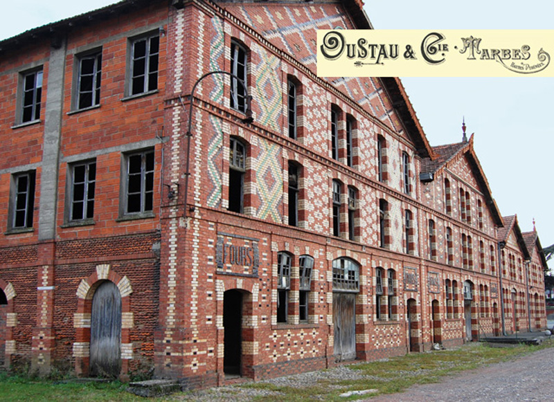 Balade architecturale à vélo©caue Tarbes en tourisme - Office du tourisme - Hautes-Pyrénées - cheval et patrimoine